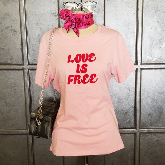 Forever 21 Tee Shirt 👚 - Picture 5 of 5